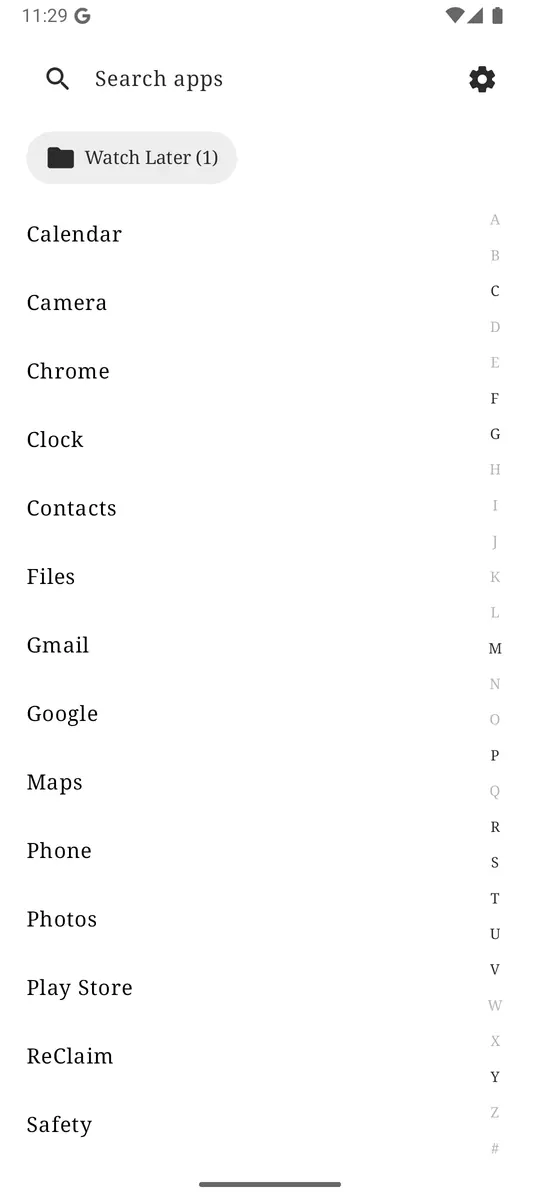 ReClaim's app list showing names in alphabetical order, no icons, a folder above the list, and a letter index along the right edge